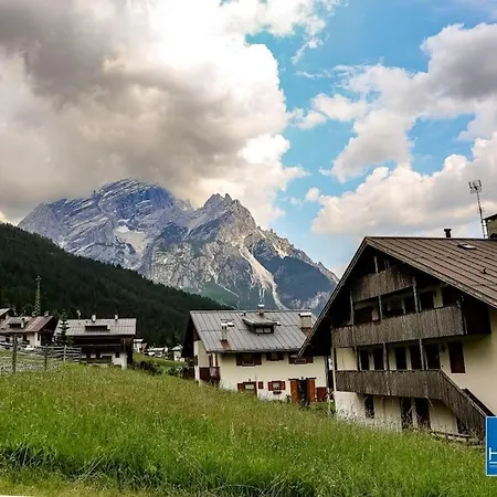 Dolomites Stunning View & Garden San Vito di Cadore